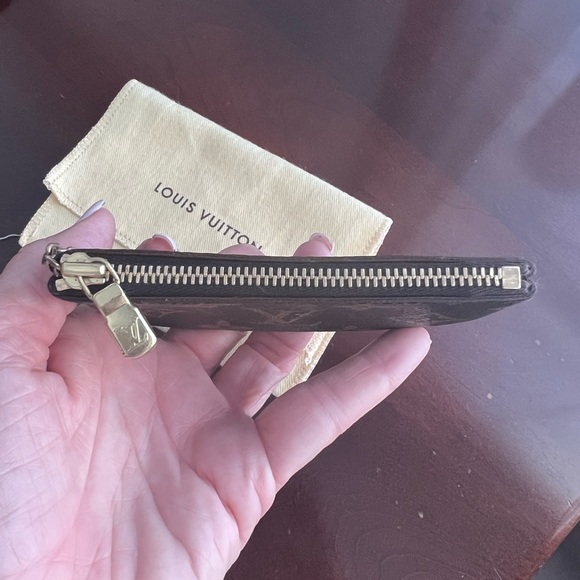 SOLD Authentic Louis Vuitton Key Pouch - Picture 7 of 9